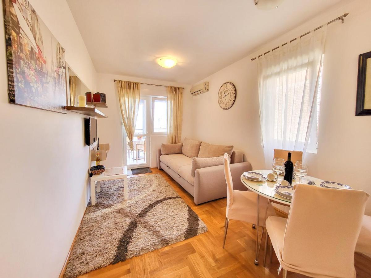 Apartment Rachel Petrovac ภายนอก รูปภาพ